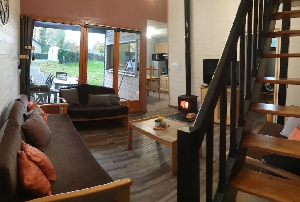 Gite N° 20, En Pleine Nature, Frontalier Signy-le-Petit Eksteriør bilde